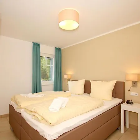 アパート Strandnahe Mit Terrasse, Gratis Nutzung Vom Ahoi Erlebnisbad Und Sauna In Sellin - Rex Rugia 11-3 ロープベ